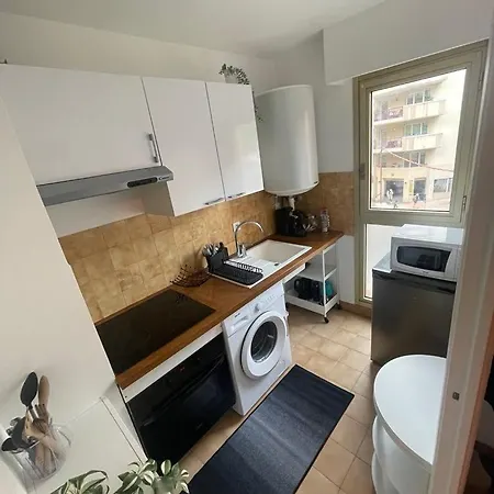 Joli Au Centre De Les Pins ジュアン・レ・パン